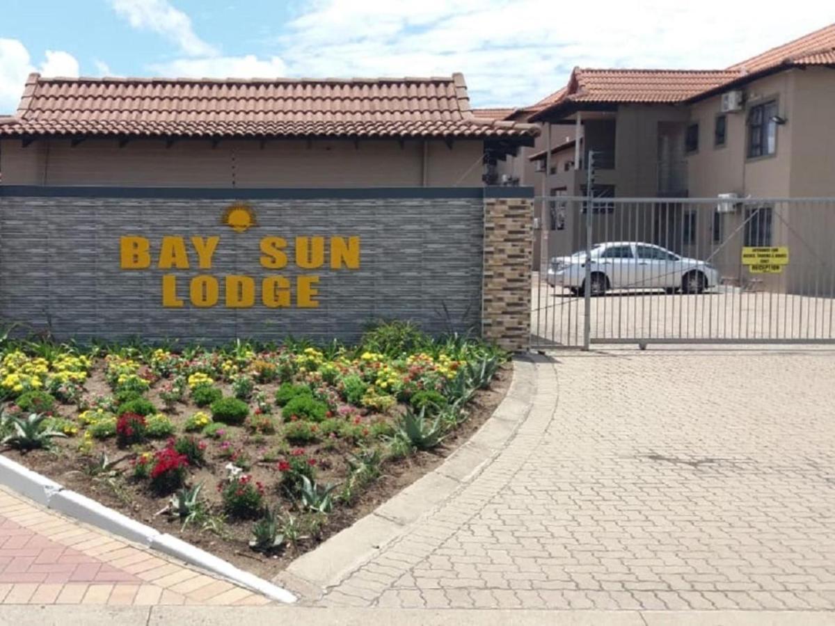 Bay Sun Lodge Richards Bay Exterior foto