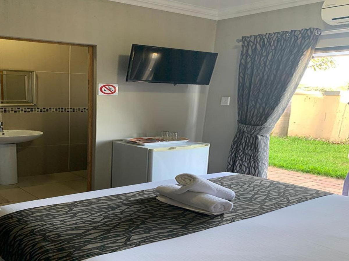Bay Sun Lodge Richards Bay Exterior foto